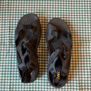 Keen Mens Sandal Z strap no toe cover, sz 11